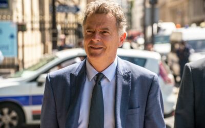Rapprocher le monde des entrepreneurs de celui des ouvriers