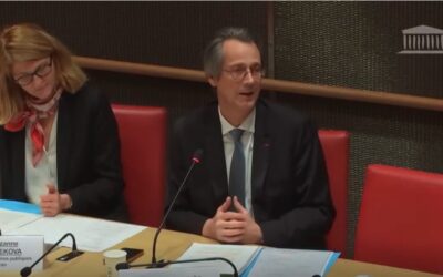 « C’est facile d’atteindre 80 % de bacheliers. Il suffit de baisser le niveau. » Olivier Andriès concernant le niveau des élèves français.