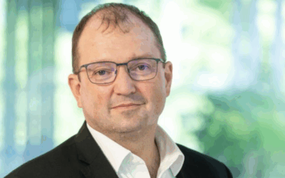 Olivier Lluansi alerte : “La France perd 5 000 emplois industriels par trimestre” — mais 60 000 postes restent vacants